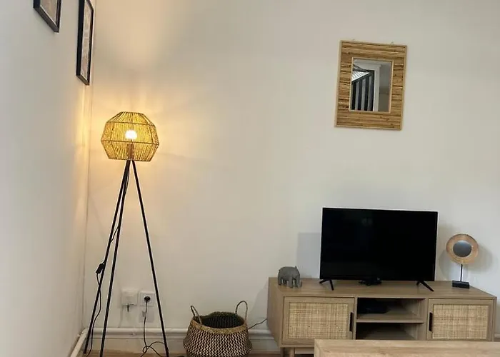 Apartment Les Carmelites : A 5 Min A Pied De La Gare