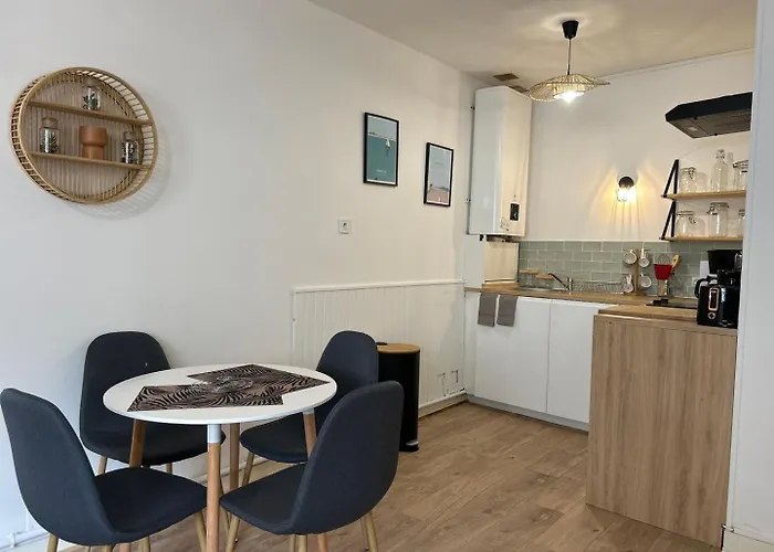 Les Carmelites : A 5 Min A Pied De La Gare Poitiers