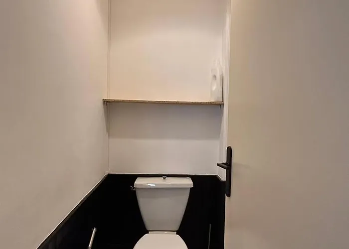 Apartment Les Carmelites : A 5 Min A Pied De La Gare